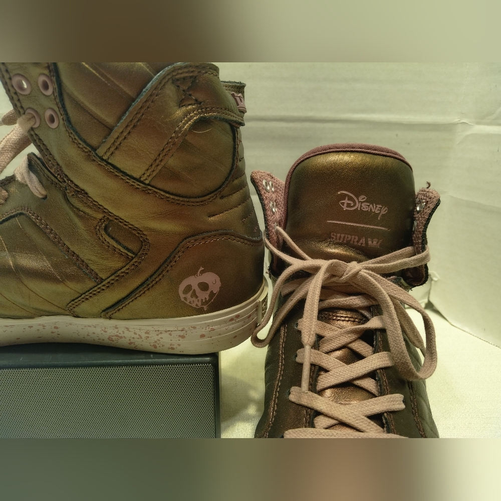 Supra footwear X Disney Snow White #9 - Picture 9 of 14